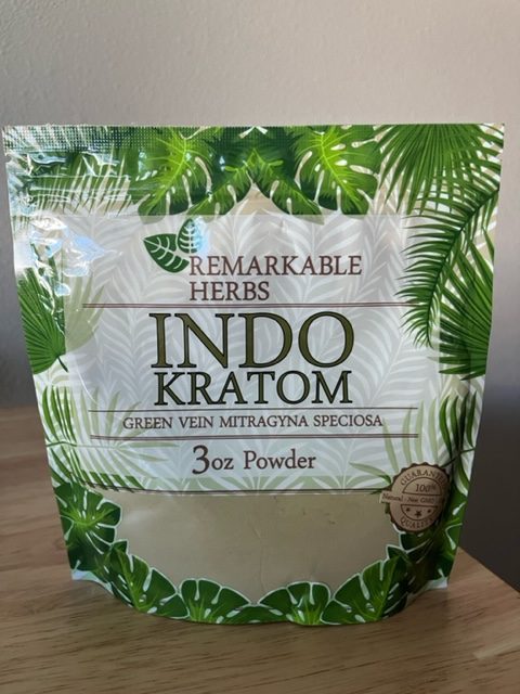 Photographic image depicting a Remarkable Herbs branded packet of Indo Kratom Powder used for review
